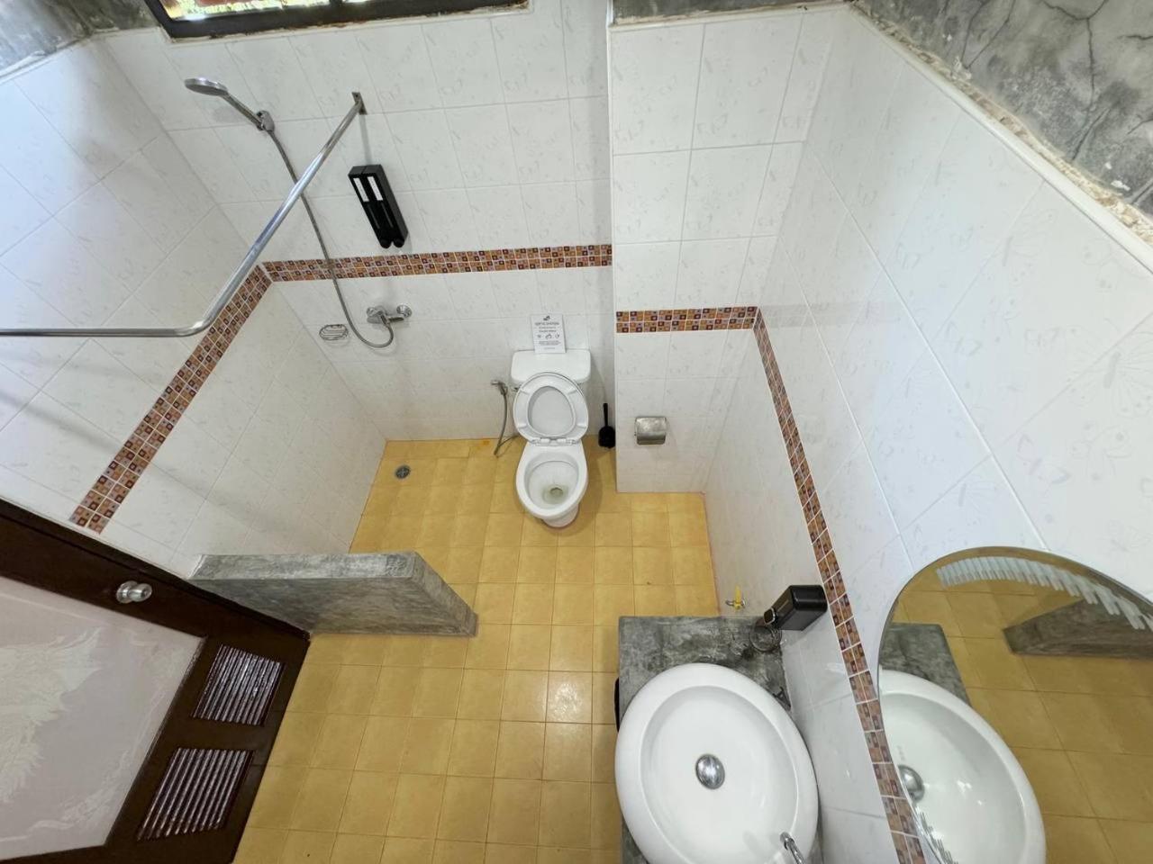 Propaganda Hostel كو بانغان المظهر الخارجي الصورة