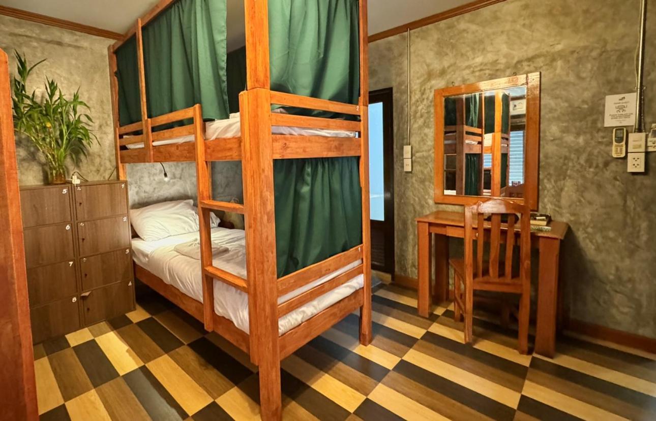 Propaganda Hostel كو بانغان المظهر الخارجي الصورة