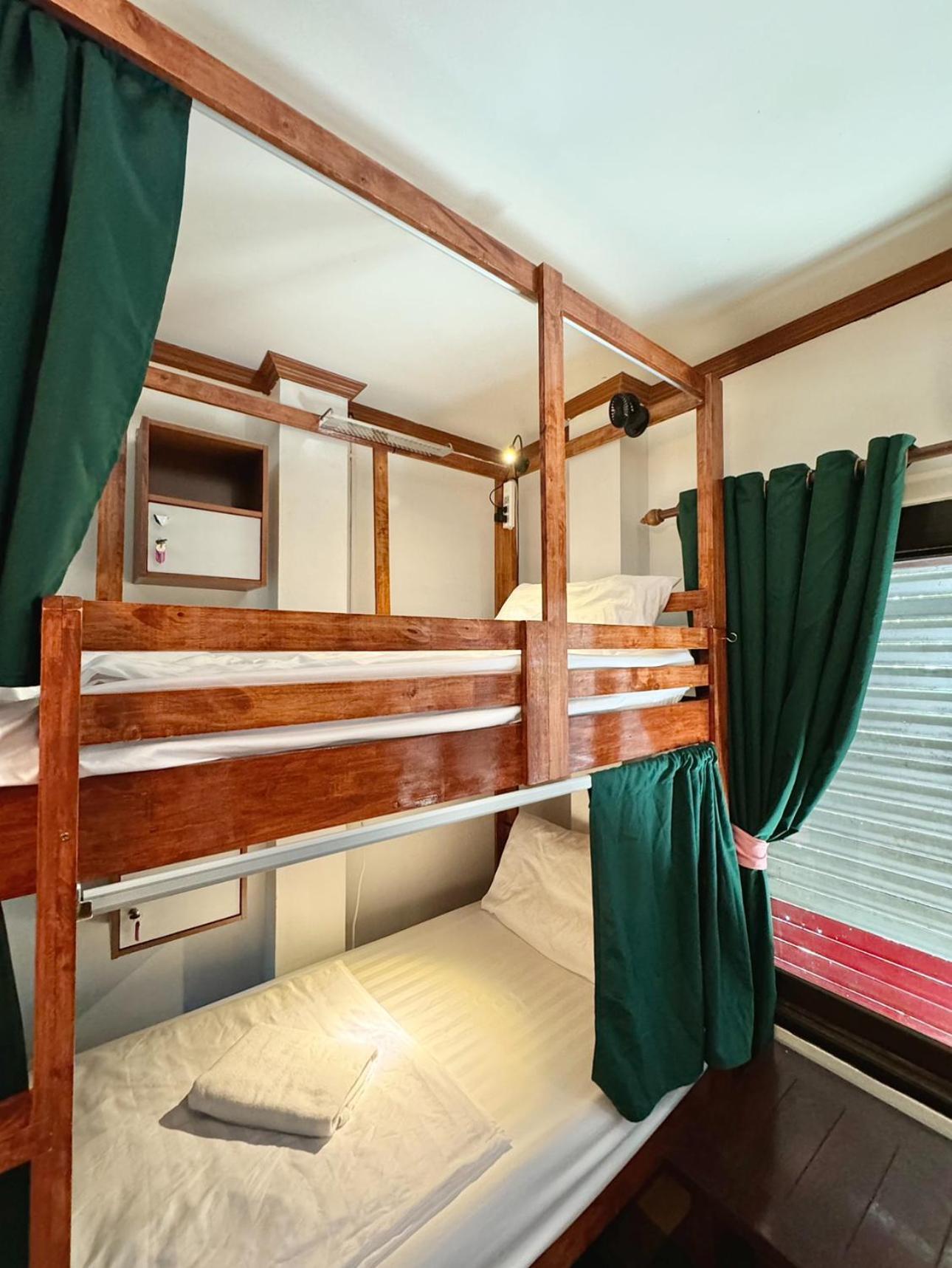 Propaganda Hostel كو بانغان المظهر الخارجي الصورة